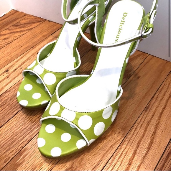 Lime green white polka dots ankle strap high heels - Picture 3 of 8